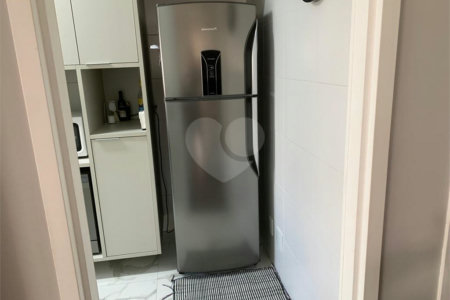 Apartamento à venda com 3 suítes em Vila Monumento, São Paulo, SP