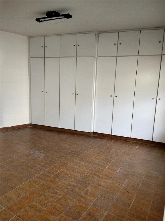 Casa à venda com 3 quartos, sendo 1 suíte, em Vila Madalena, São Paulo, SP