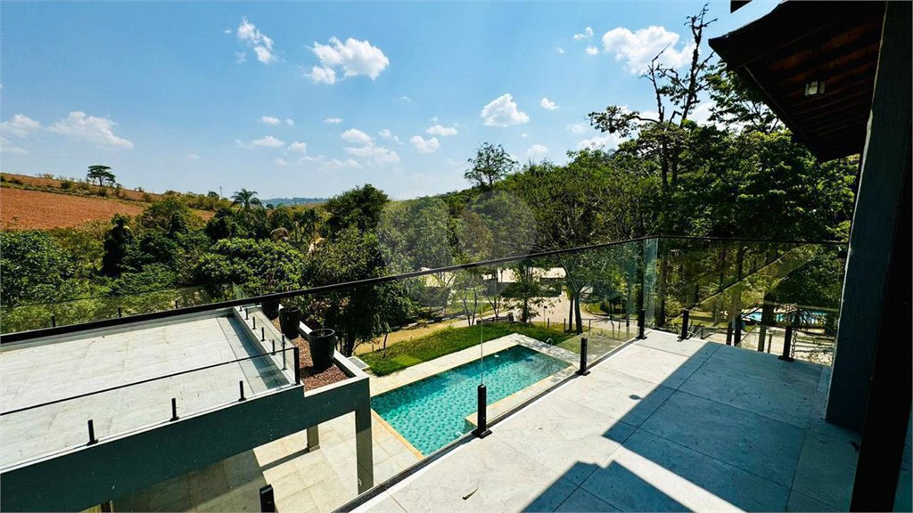 Casa à venda com 4 suítes no condomínio Associação Portal Ouro Verde, Atibaia - SP
