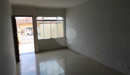 Sobrado à venda com 3 quartos, sendo 1 suíte,  em Vila Maria Alta, São Paulo, SP