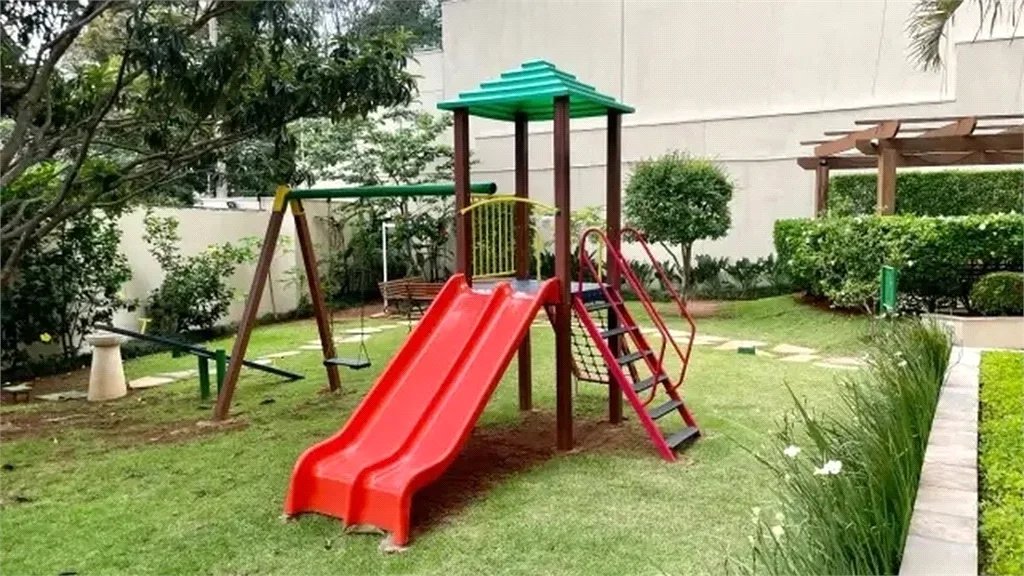Apartamento à venda com 3 suítes em Vila Progredior, São Paulo, SP
