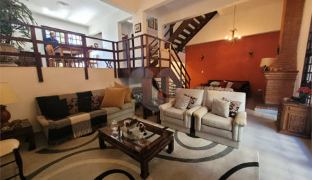 Casa à venda com 3 quartos, sendo 1 suíte, no condomínio Alpes da Cantareira, Mairiporã - SP