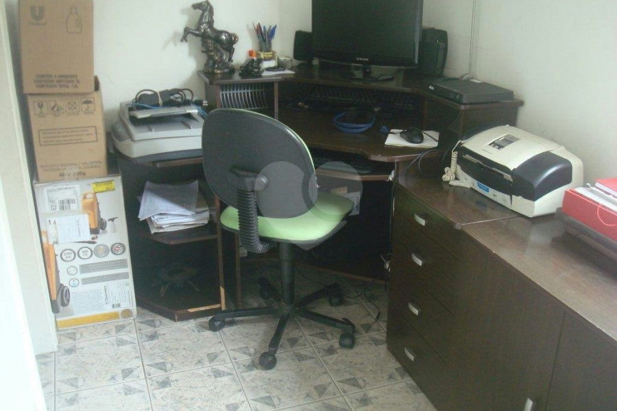 Sobrado à venda com 3 quartos, sendo 1 suíte,  em Parque Peruche, São Paulo, SP