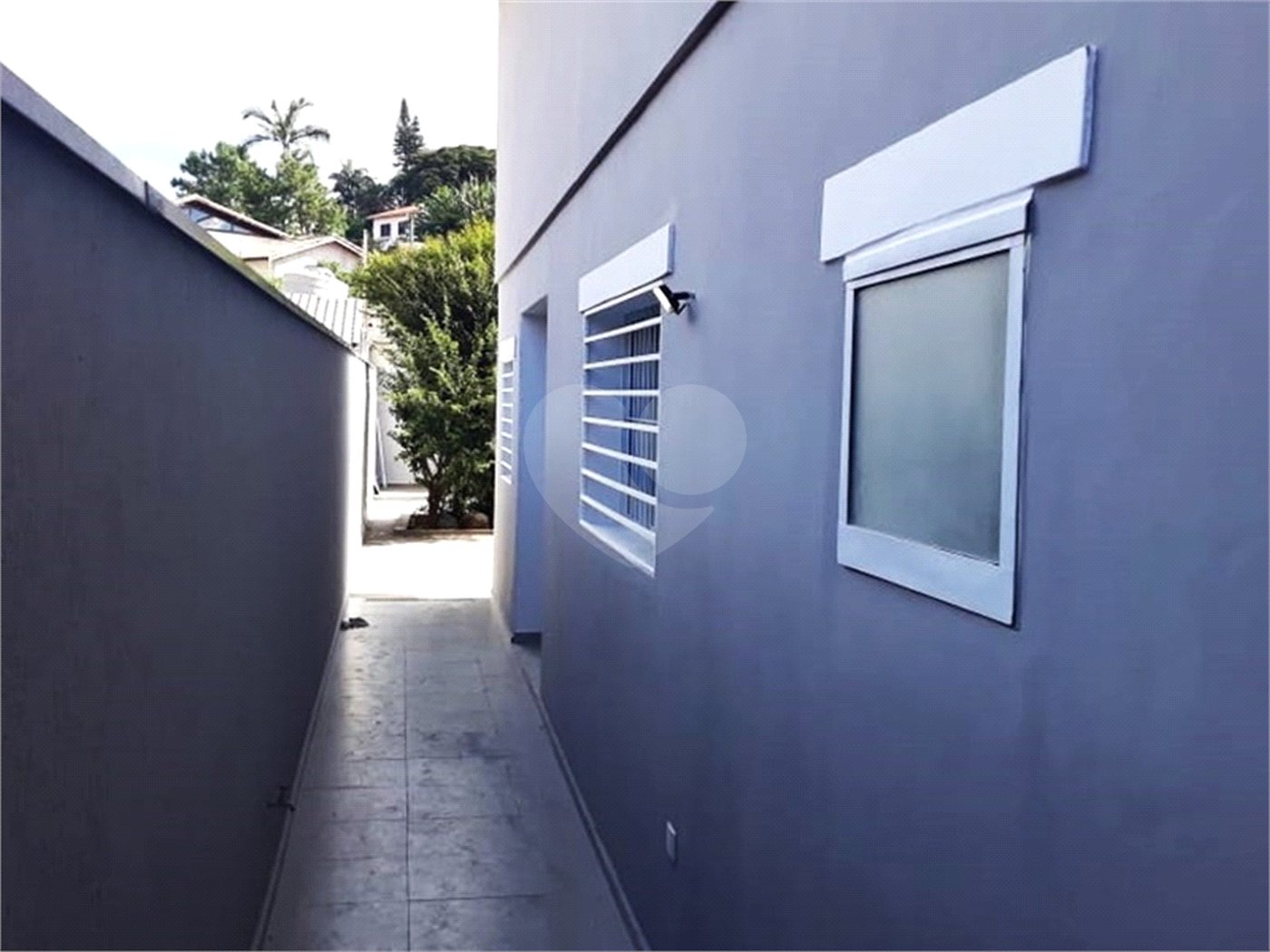 Sobrado à venda com 4 quartos, sendo 3 suítes,  em Tremembé, São Paulo, SP