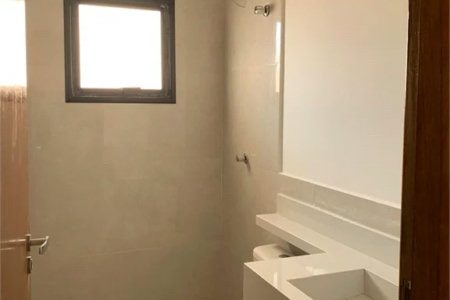 Casa à venda com 3 quartos, sendo 1 suíte, no condomínio Villa D'este, Cotia - SP