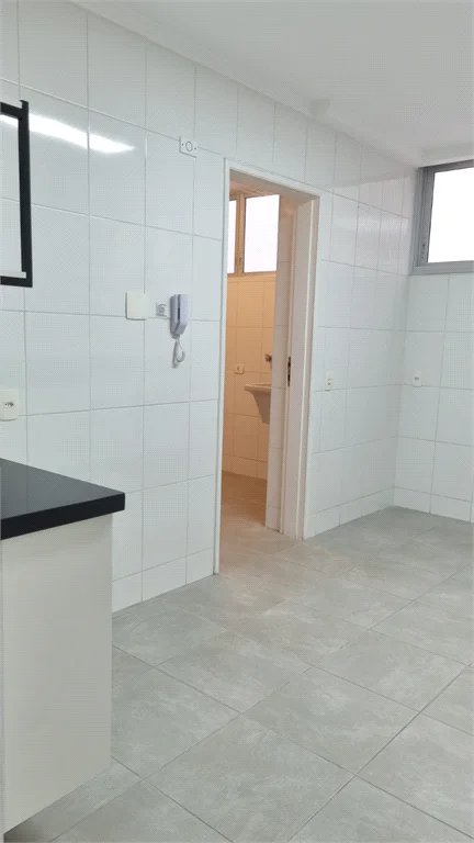 Apartamento à venda com 3 quartos, sendo 1 suíte,  em Perdizes, São Paulo, SP