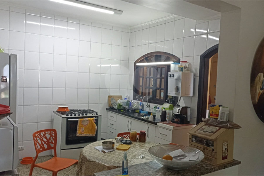 Casa à venda com 4 quartos, sendo 1 suíte, em Vila Guilherme, São Paulo, SP