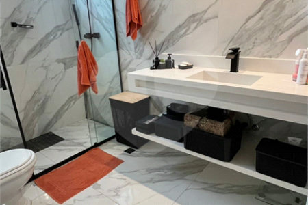 Apartamento à venda com 3 suítes em Vila Suzana, São Paulo, SP