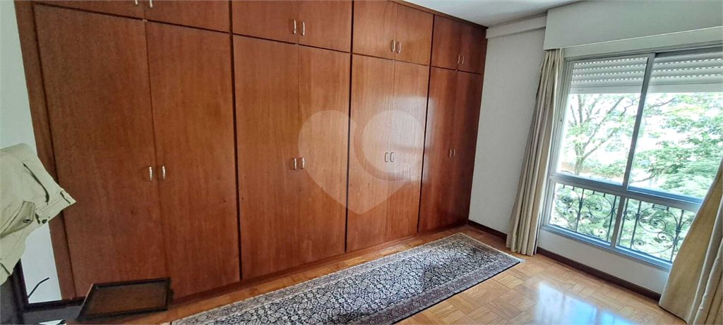 Apartamento para alugar com 3 quartos, sendo 1 suíte, em Jardim Paulista, São Paulo, SP