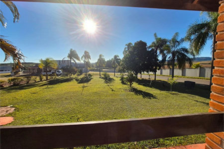 Chácara com 3 dormitórios à venda, 1200 m² por R$ 870.000,00 - Condomínio Ninho Verde II - Pardinho/SP