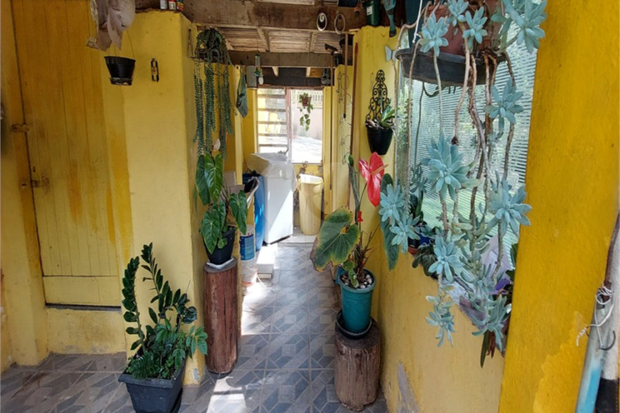 Casa à venda com 3 quartos, sendo 1 suíte, em Pirucaia, Mairiporã, SP