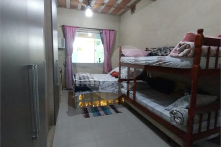 Casa à venda com 4 quartos, sendo 1 suíte, no condomínio Gramado do Mendanha, Rio de Janeiro - RJ