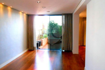Apartamento à venda com 4 suítes em Vila Suzana, São Paulo, SP