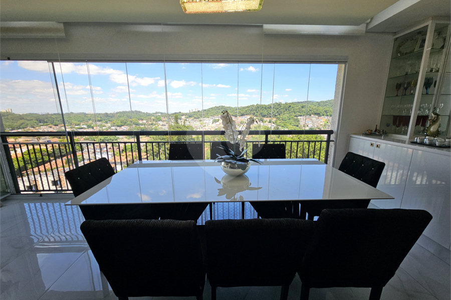 Apartamento à venda com 3 quartos, sendo 2 suítes, em Tremembé, São Paulo, SP