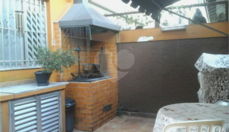 Casa à venda com 3 quartos, sendo 1 suíte, em Santo Amaro, São Paulo, SP