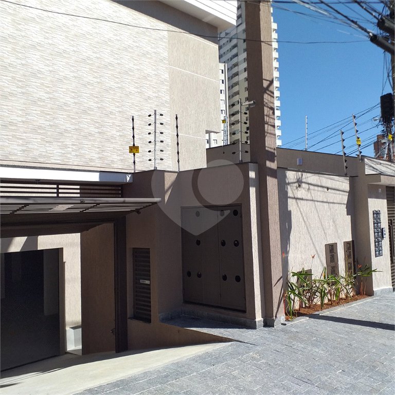 Casa à venda ou para alugar com 3 quartos, sendo 1 suíte, no condomínio martinha, São Paulo - SP