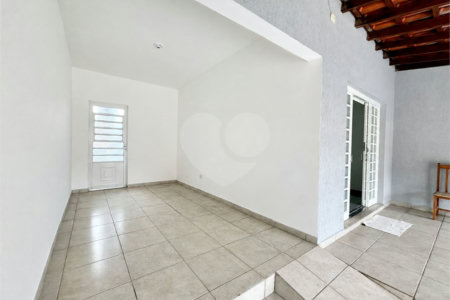 Casa à venda com 2 quartos, sendo 1 suíte, em Jardim Boa Esperança, Sorocaba, SP