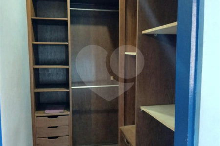 Casa à venda com 3 quartos, sendo 2 suítes, em Parque América, São Paulo, SP