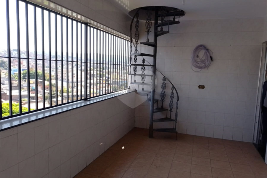 Sobrado à venda com 2 quartos, sendo 1 suíte, em Vila Nova Cachoeirinha, São Paulo, SP