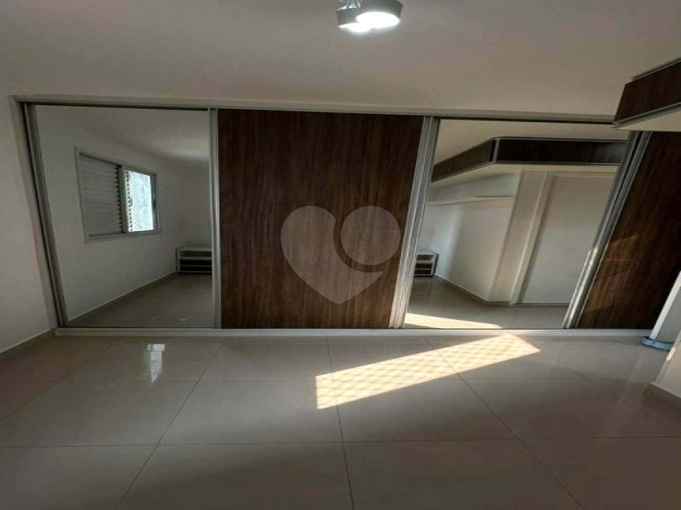 Apartamento à venda com 3 quartos, sendo 1 suíte, em Parque Maria Luiza, São Paulo, SP