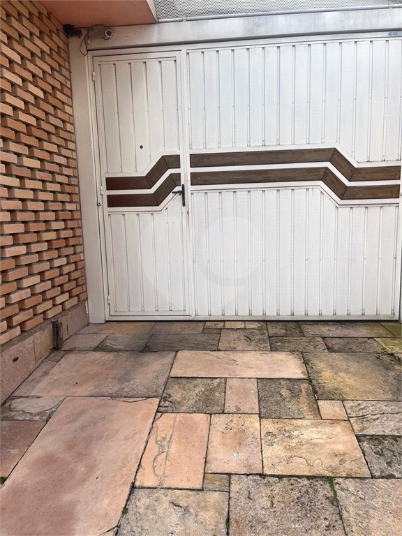 Sobrado à venda com 4 quartos, sendo 1 suíte,  em Jardim Leonor Mendes de Barros, São Paulo, SP