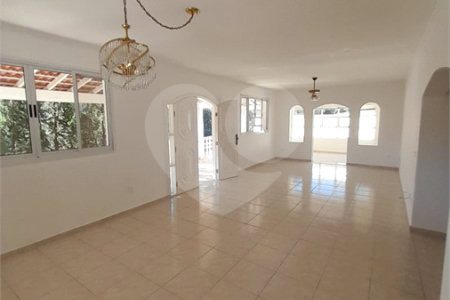 Casa à venda com 5 quartos, sendo 3 suítes,  no condomínio Estância Marambaia, Vinhedo - SP
