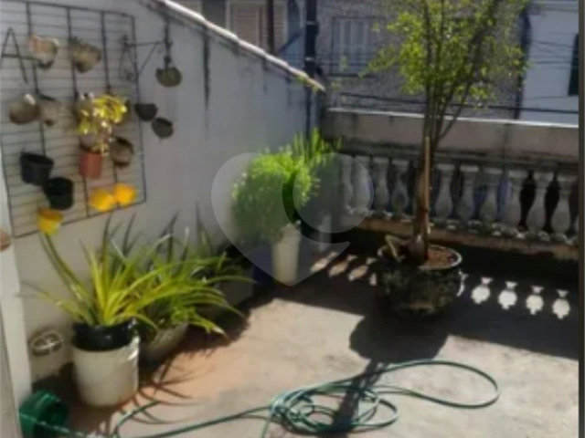 Sobrado à venda com 2 quartos em Pari, São Paulo, SP