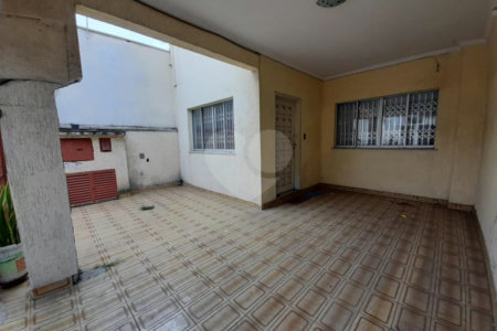 Casa à venda com 4 quartos, sendo 1 suíte,  no Centro, Mogi das Cruzes, SP