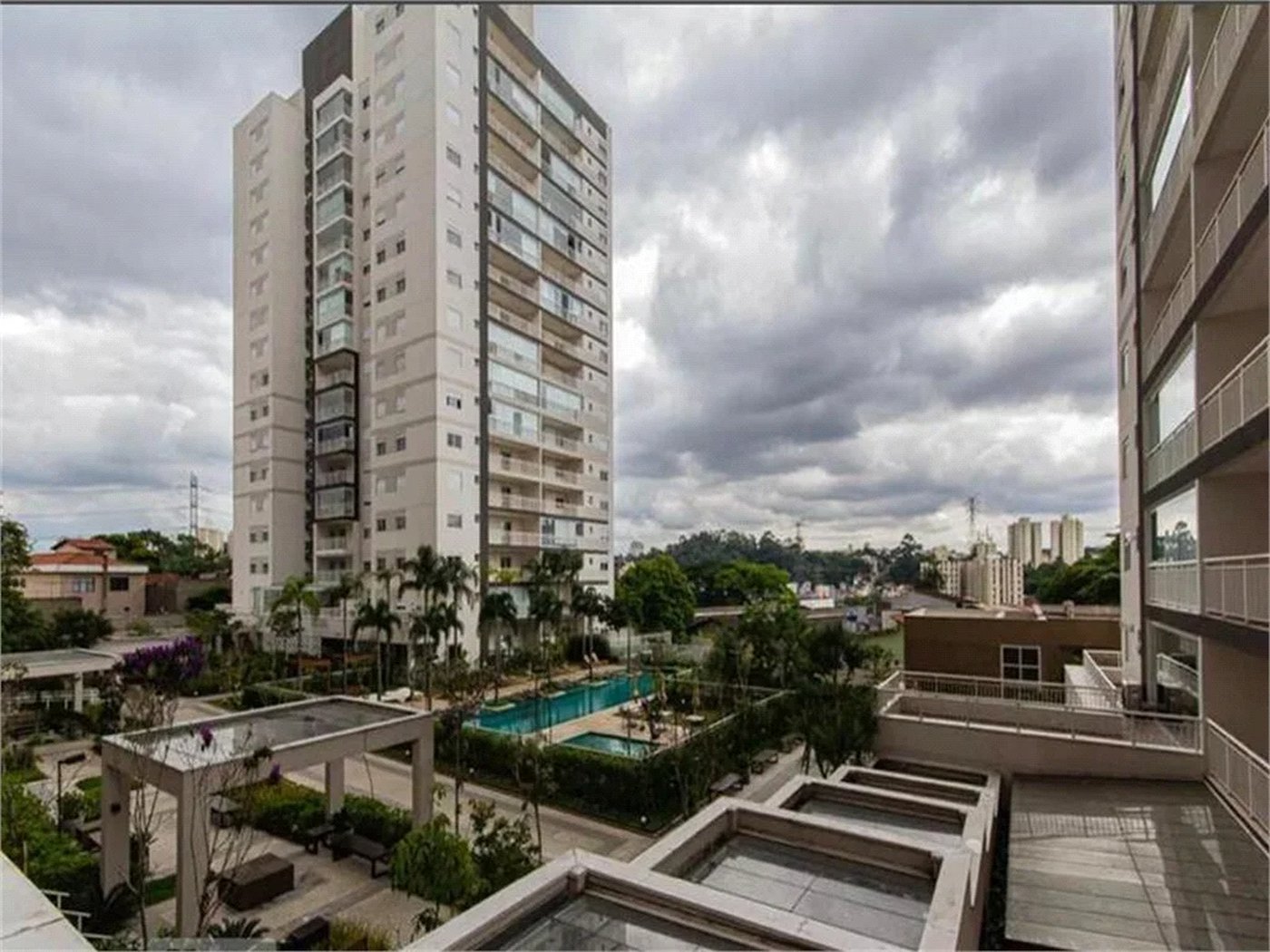 Apartamento à venda com 3 quartos, sendo 1 suíte,  em Jardim Vazani, São Paulo, SP