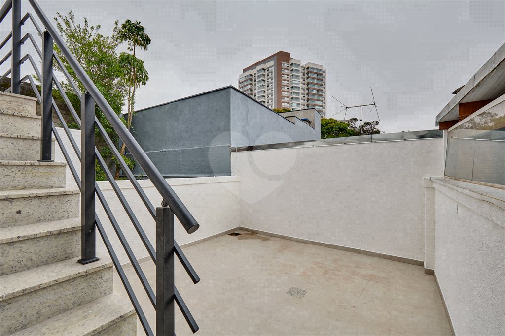Sobrado à venda com 2 quartos, sendo 1 suíte,  em Jardim Prudência, São Paulo, SP