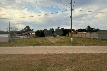 Terreno à venda no condomínio Broa Eco Village, Brotas - SP