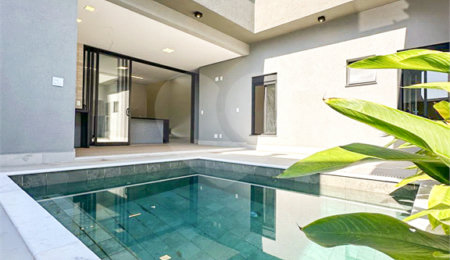Casa à venda com 3 suítes no condomínio Residencial Mont'alcino, Valinhos - SP
