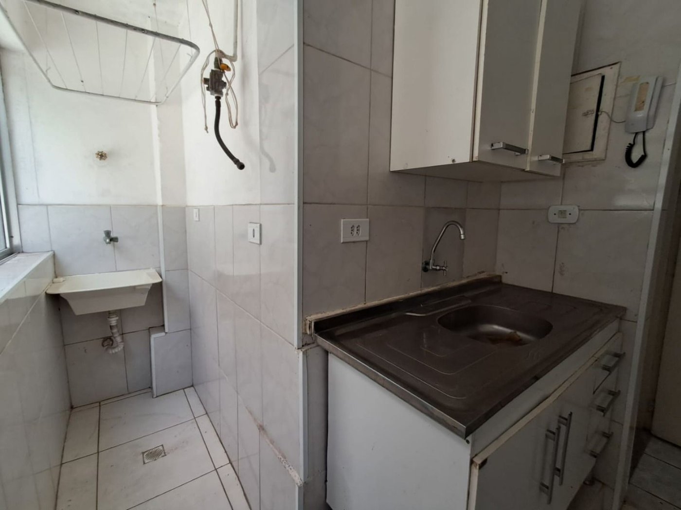 Kitnet à venda, 45 m² por R$ 318.000,00 - Gonzaga - Santos/SP