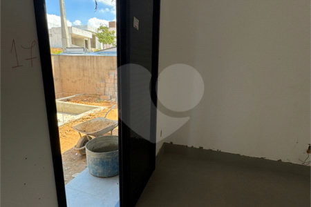 Casa à venda com 3 suítes no condomínio Reserva Central Parque, Salto - SP