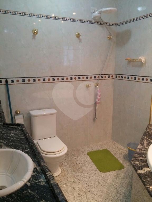 Sobrado à venda com 3 quartos, sendo 1 suíte, em Parque Vitória, São Paulo, SP