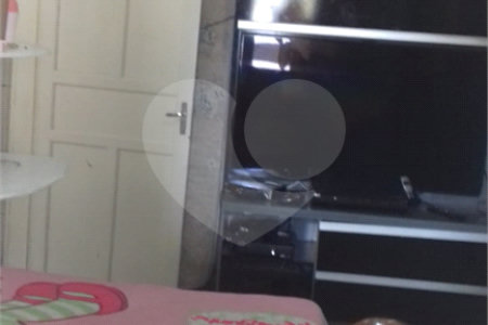 Casa à venda com 2 quartos em Cidade Brasil, Guarulhos, SP