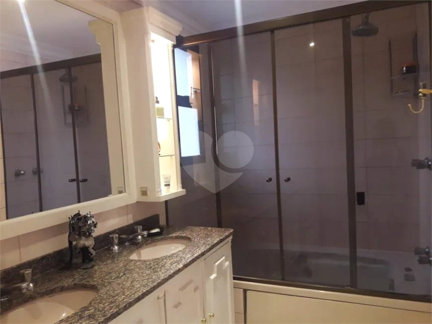 Apartamento à venda com 3 suítes em Santa Teresinha, São Paulo, SP