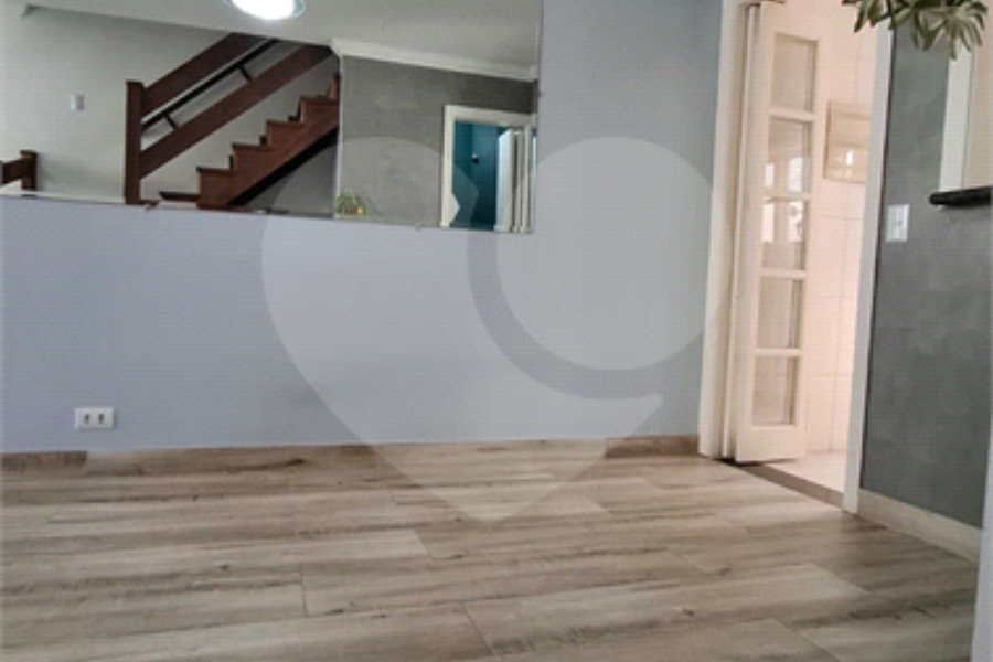 Casa à venda com 2 suítes no condomínio Village Palmas, São Paulo - SP