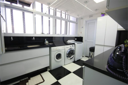 Apartamento à venda com 3 suítes em Alto da Boa Vista, São Paulo, SP