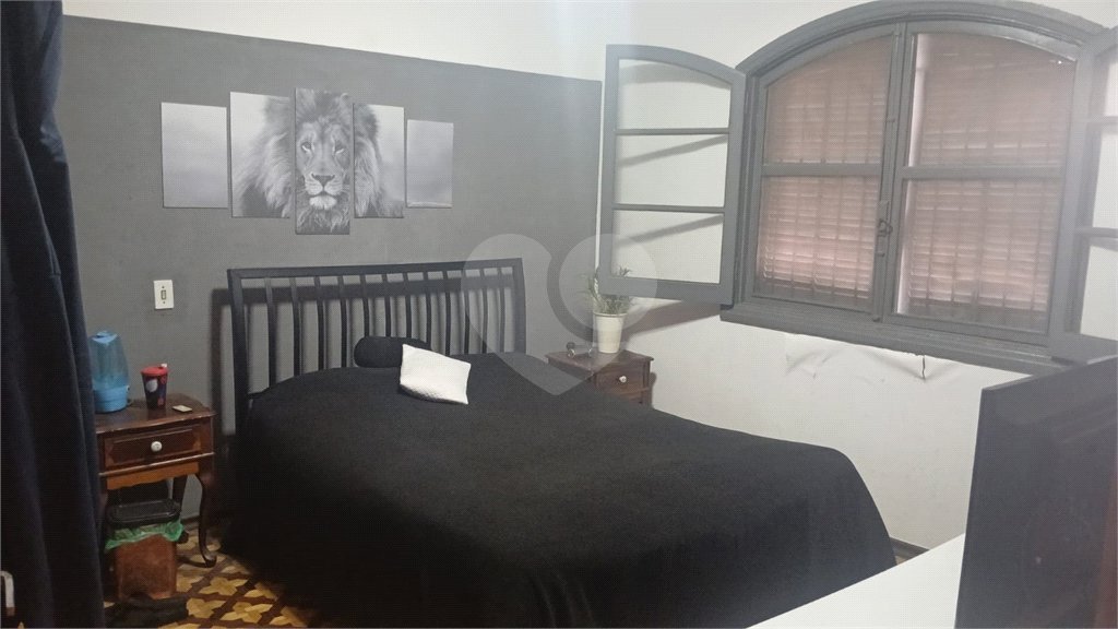Sobrado à venda com 4 quartos, sendo 2 suítes, em Interlagos, São Paulo, SP