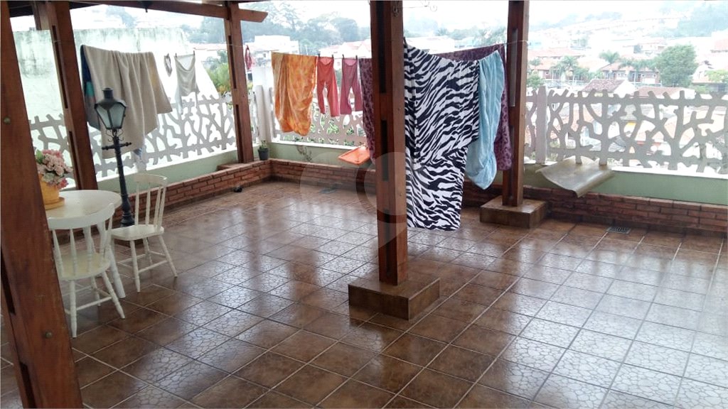 Sobrado à venda com 4 suítes em Tremembé, São Paulo, SP