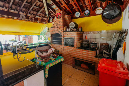 Casa à venda com 4 suítes no condomínio Monte Belo, Salto - SP