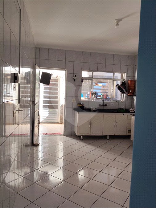 Casa à venda com 3 quartos em Jardim Santa Clara, Guarulhos, SP