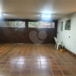 Casa à venda com 4 quartos, sendo 1 suíte, em Interlagos, São Paulo, SP