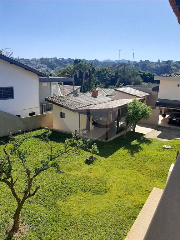 Casa à venda com 3 quartos, sendo 1 suíte, no Centro, Vinhedo, SP