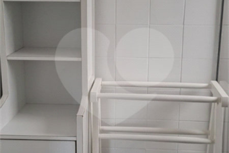 Apartamento à venda com 3 quartos, sendo 1 suíte, em Vila Paulicéia, São Paulo, SP