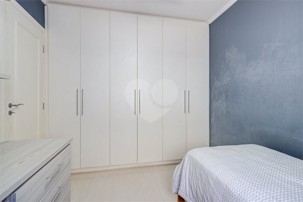 Sobrado à venda com 3 quartos, sendo 1 suíte,  em Jardim Umuarama, São Paulo, SP