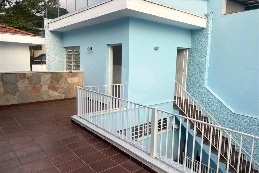 Sobrado à venda com 4 quartos, sendo 3 suítes, em Santana, São Paulo, SP