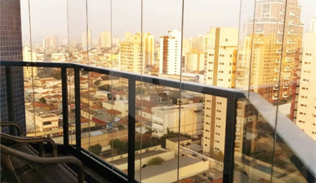 Apartamento à venda com 3 quartos, sendo 1 suíte,  em Vila Gomes Cardim, São Paulo, SP