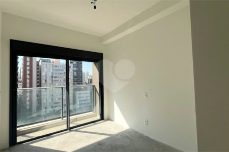 Apartamento à venda com 4 quartos, sendo 2 suítes,  em Pinheiros, São Paulo, SP